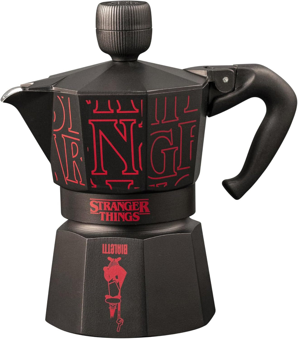 Bialetti Moka Express Stranger Things Cafetière 3 tasses, Bouton musique avec fonction de chargement USB-C, Ne convient pas aux plaques à induction, 3 tasses (130 ml), Noir