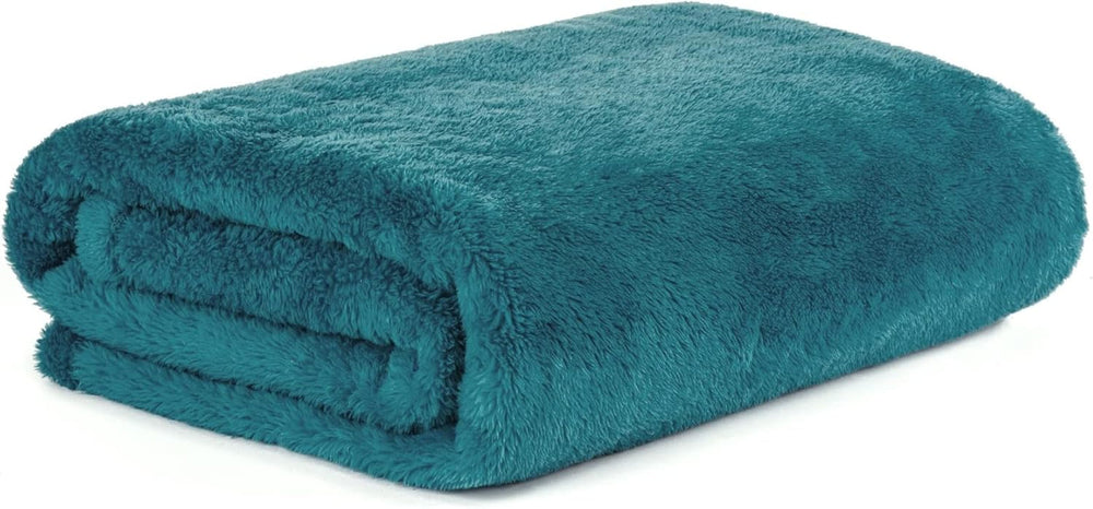 HOMLA Couverture polaire rouge moelleuse et chaude - pour canapé et lit Couverture confortable Couverture de canapé Couverture de salon - facile à entretenir 150 X 200 cm Rose Lits et couvertures Besuche den HOMLA-Store Turquoise 2 Polyester rouge 150X200 Cm