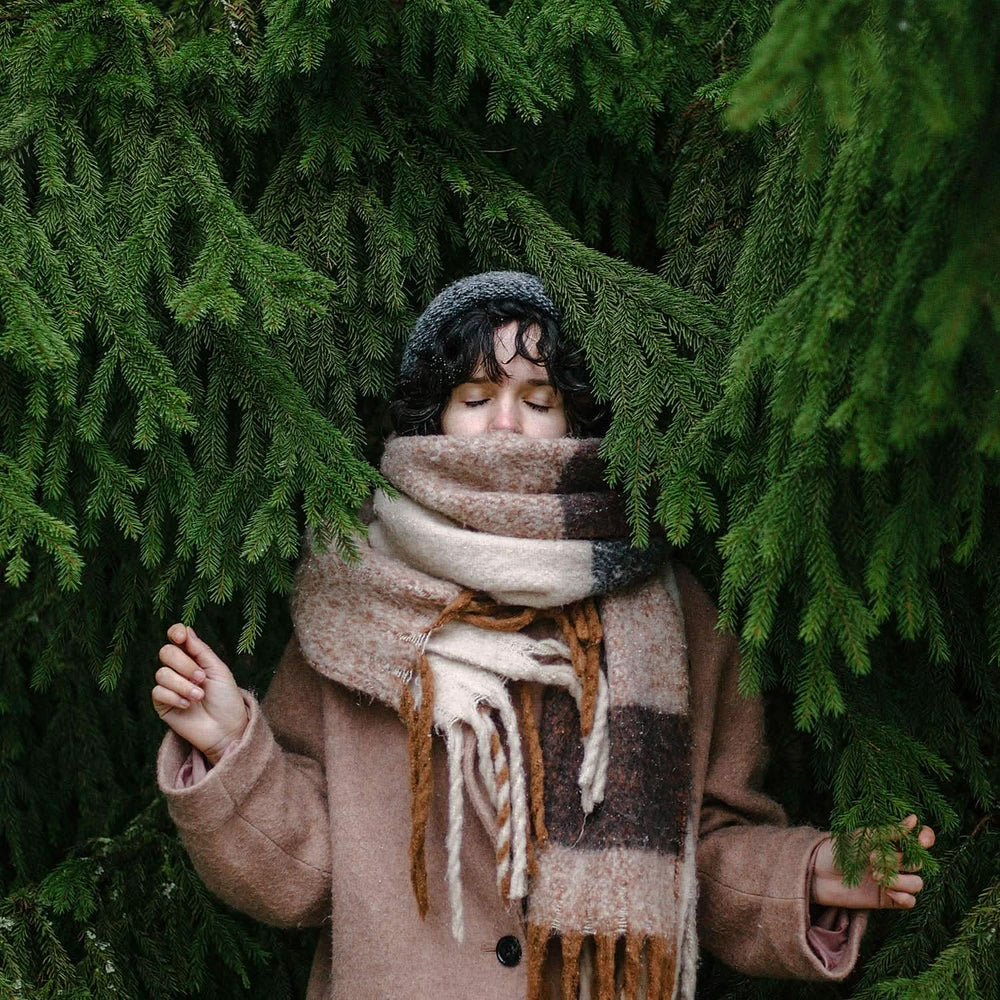 WELEDA, cosmétique naturelle Essence de Bain Bio aux huiles essentielles d'épicéa et de sapin argenté pour la détente et le soin, additif de bain pour la force intérieure, 200 ml Douche et bain Naty Shop