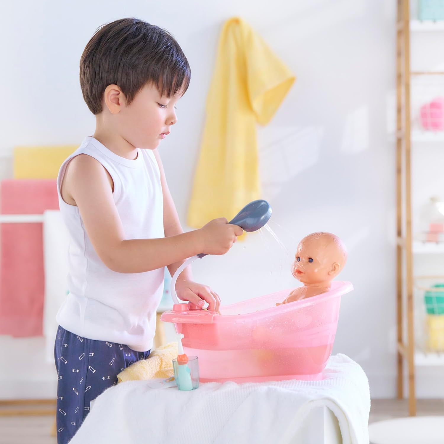 Corolle 9000141660 - Baignoire Mon Grand Poupon avec fonction pompe et canard en caoutchouc pour toutes les poupées 30-36 cm, 32,5 cm, à partir de 3 ans