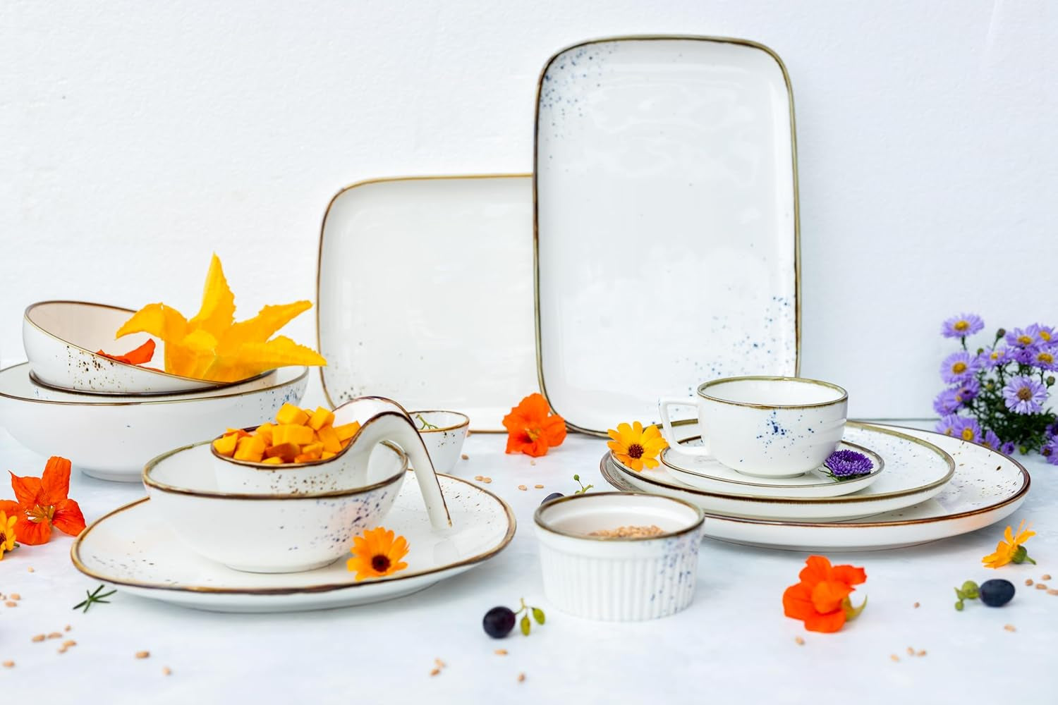 MÄSER Série Pintar, Service de table de haute qualité pour 4 personnes, service combiné de 16 pièces Services de table Naty Shop