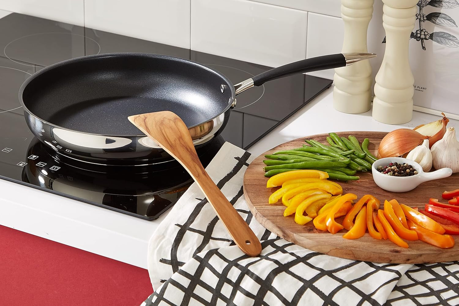 Poêle, 28 cm, noire Naty Shop Casseroles et poêles