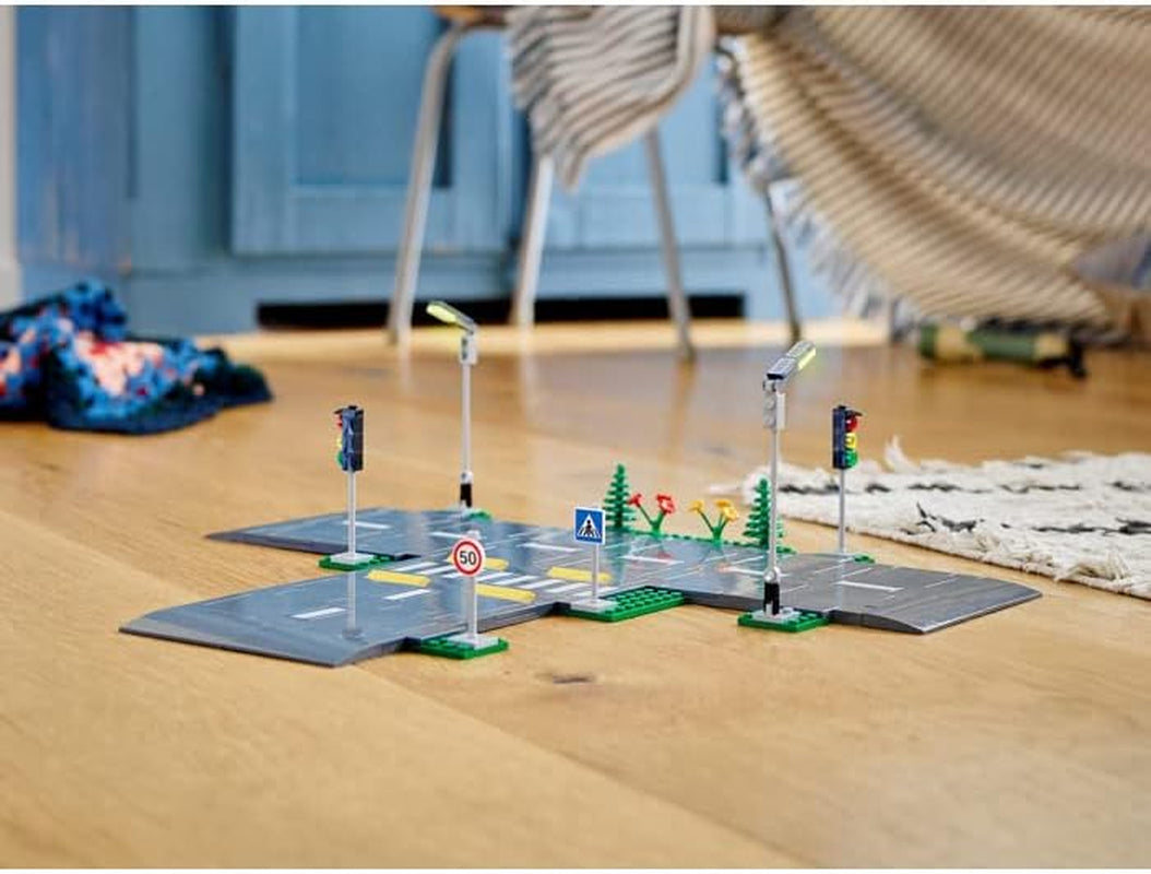 LEGO City Road Intersection avec feux de circulation - Ensemble de construction avec briques phosphorescentes 60304 Jeux de construction Besuche an LEGO-Store