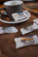 HELLMA Sélection italienne - 200 pcs. Bonbons italiens emballés individuellement, idéaux pour les hôtels ou les chambres d'hôtes Naty Shop Chocolates