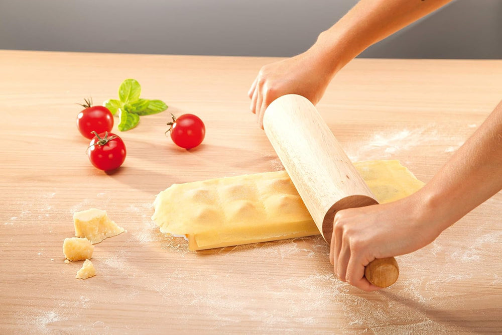 Formă Tescoma pentru ravioli rotunde, suport pentru 10 bucăți.