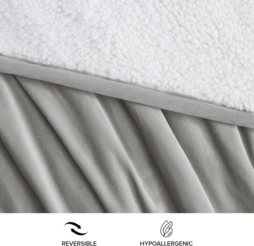 UGG 01465 Bliss Sherpa Couverture entièrement réversible pour canapé ou lit Lavable en machine Facile d'entretien Couverture de luxe surdimensionnée en peluche douce 178 x 127 cm Seal Naty Shop Couettes et couettes