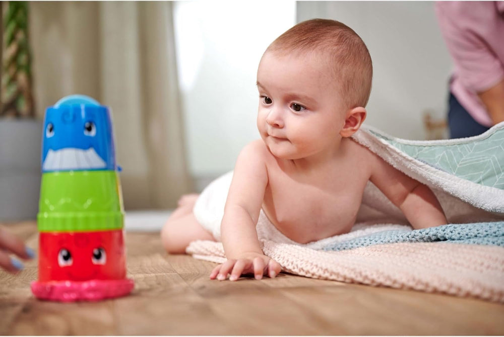 Simba 104010183 - Seau ABC avec verre empilable, seau et verre coloré avec ruisseau et roue à eau, 3 pièces, 23 cm, à partir de 12 mois Jouets pour bébés Naty Shop