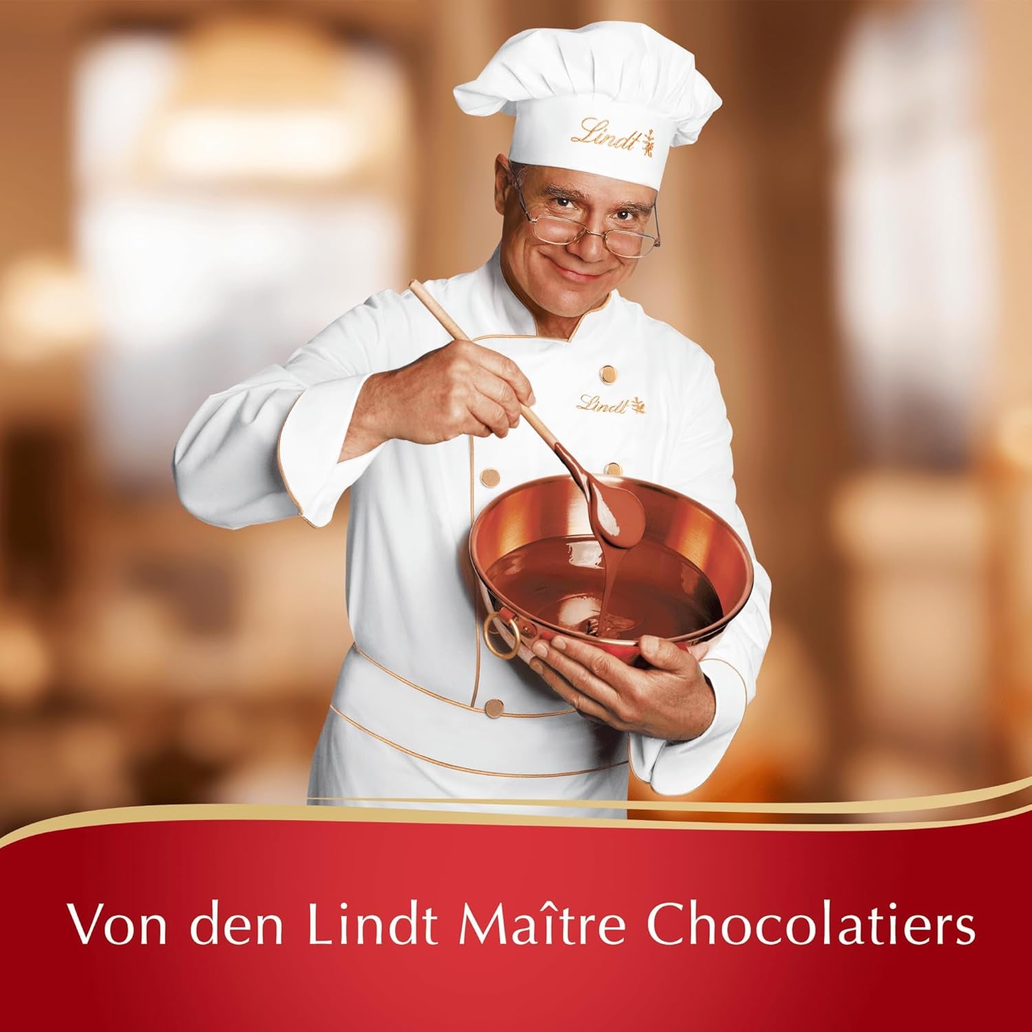Lindt Chocolat LINDOR, Présentoir de comptoir | 1718 g | Env. 138 truffes dans les variétés Lait, Noire 70%, Demi-brune, Stracciatella, Blanche, Pistache | Coffret cadeau chocolat | Chocolat cadeau | Paquet en vrac