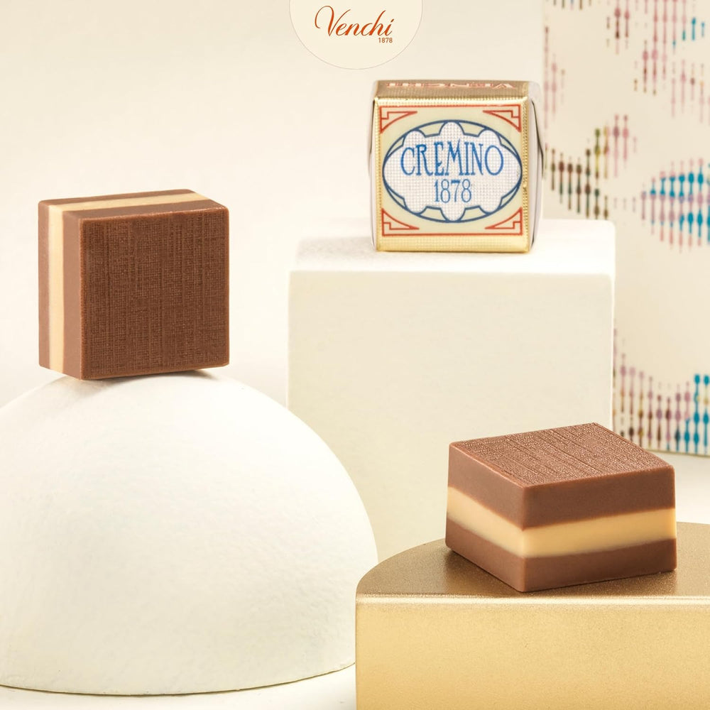 Venchi - Cremini 1878 - Chocolat trois couches au gianduja au lait et pâte d'amande, "Noisettes du Piémont IGP", 1 kg, sans gluten, sans colorants et sans conservateurs