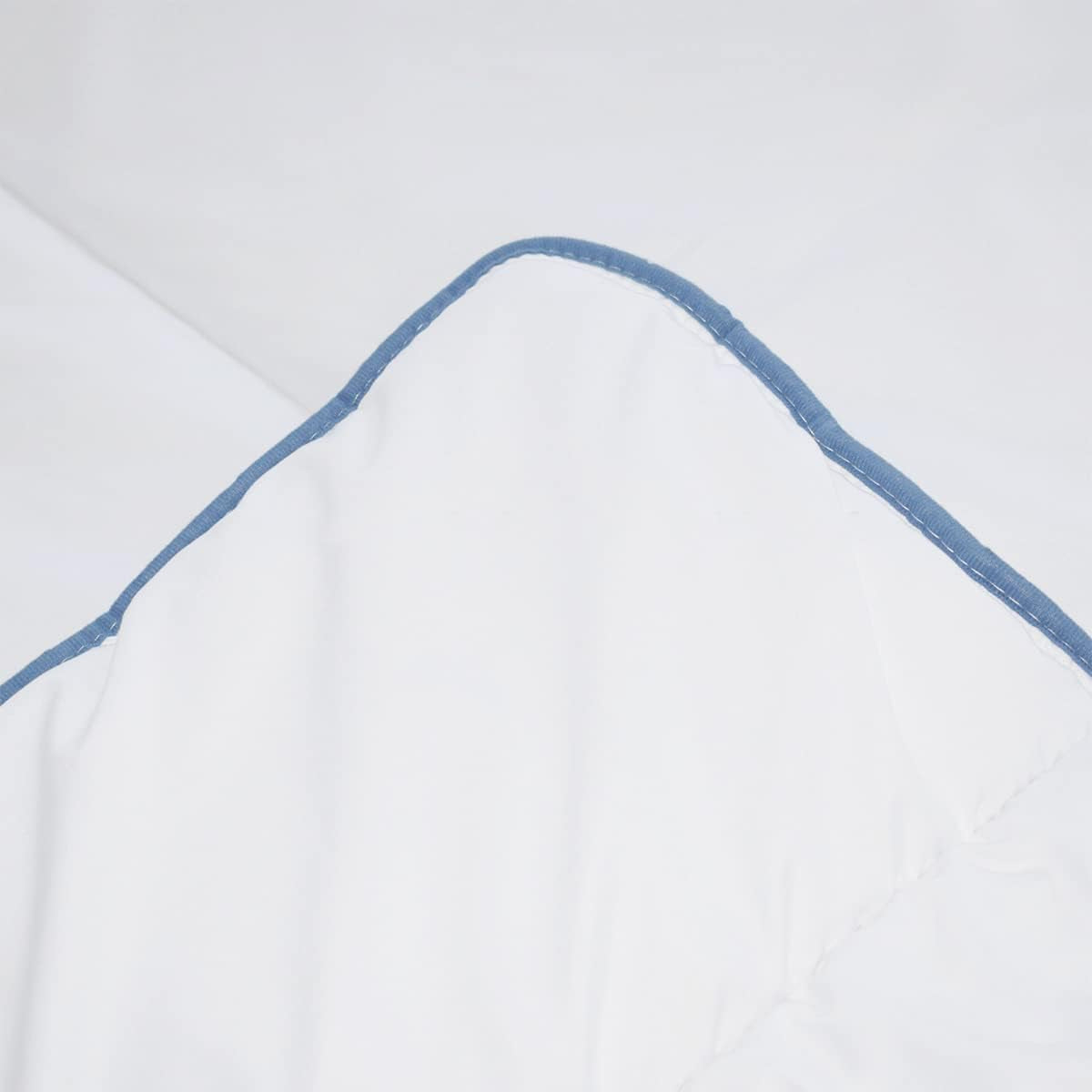 Bleu Câlin Couette chaude 1 personne "Gamme Signature", douce, housse en microfibre, 140 X 200 cm Couettes et couettes Naty Shop
