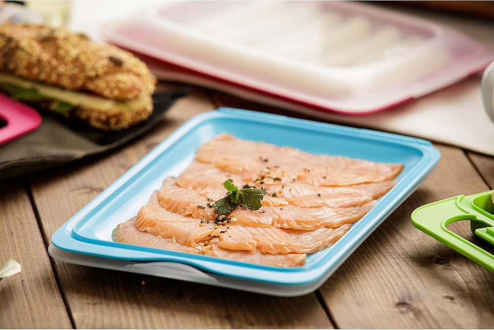 TATAY Fresh Slicer Box Lot de 4, sans BPA, réutilisable, empilable, lave-vaisselle et MWO, couleurs aléatoires. Mesure 17 cm x 3,2 cm x 25,2 cm Boîtes de conservation des aliments Naty Shop