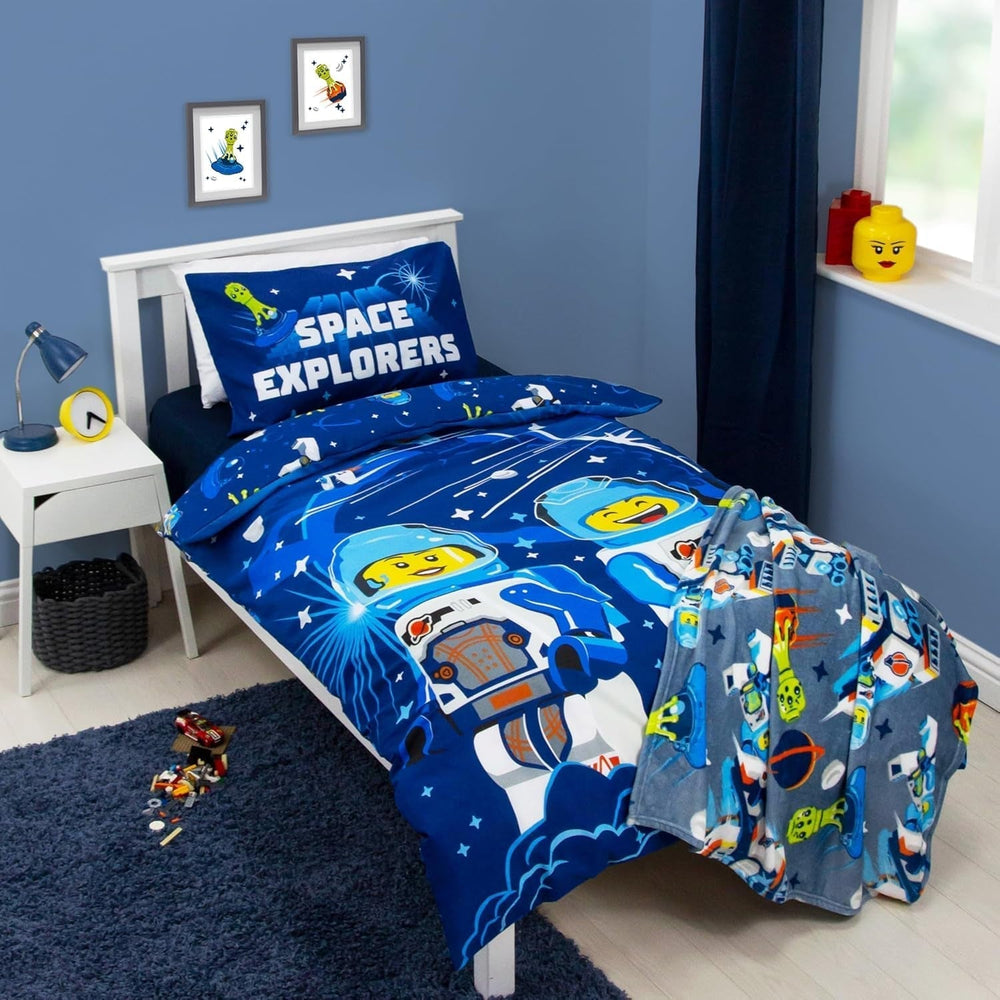 Character World Couverture polaire officielle Lego® City, super douce, bleu chaud, design Cityspace, parfaite pour les chambres, le camping et le sommeil, lits et couvertures 100 x 150 cm Besuche den Character World-Store