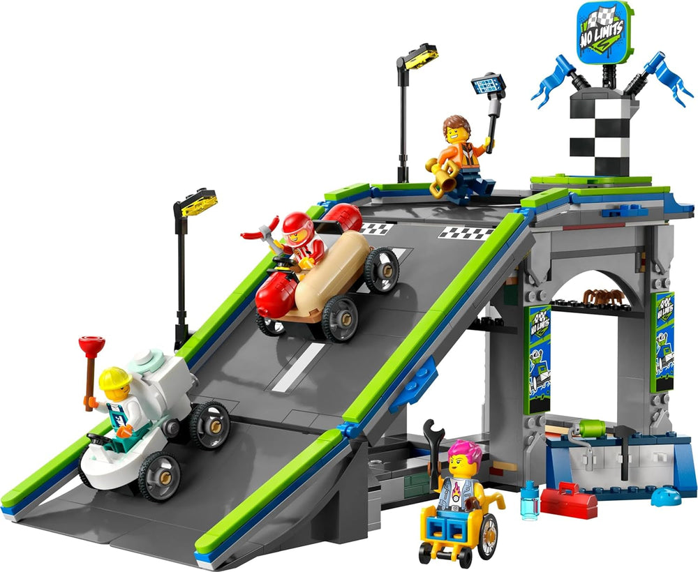 LEGO City No Limits : Course de caisses à savon avec rampe - Jouet de construction pour garçons et filles à partir de 6 ans - Set avec 2 boîtes à savon et 4 figurines de Racer - Idée cadeau pour les enfants 60460 Jeux de construction Besuche den LEGO-Store