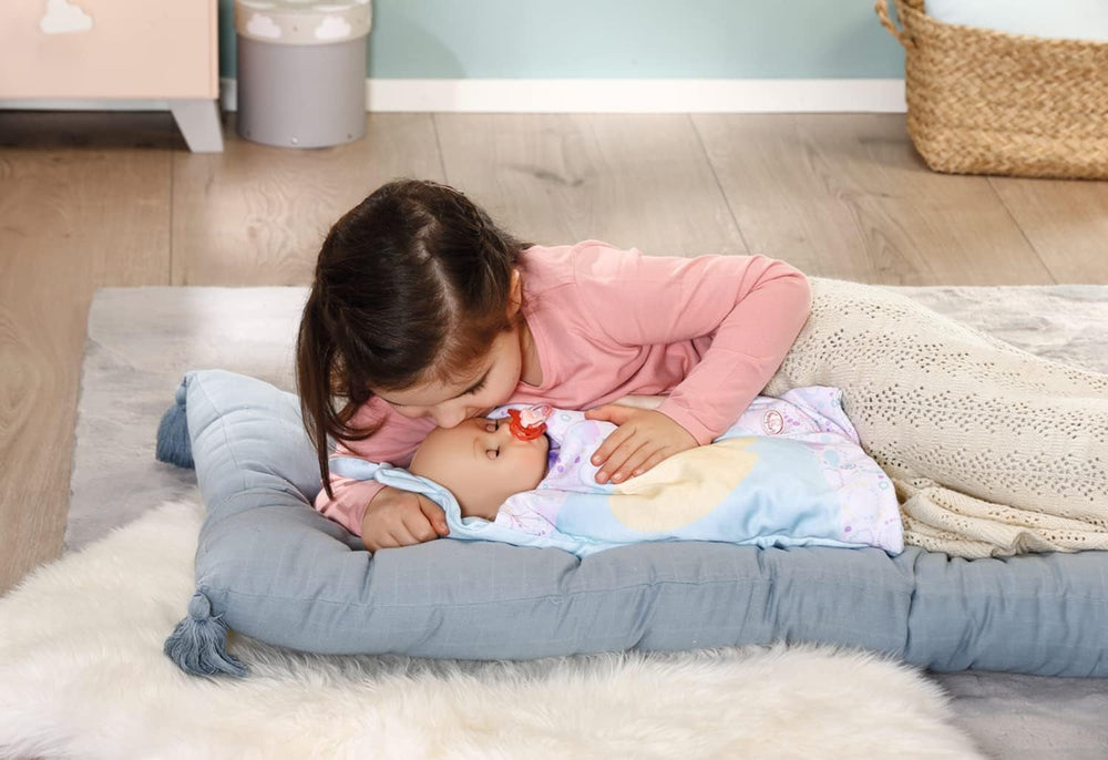 Baby Annabell Sweet Dreams Pucksack, lila Blaue Puckdecke mit Öhrchen-Details und Flügeldruck für 36 und 43 cm große Puppen, 706886 Zapf Creation