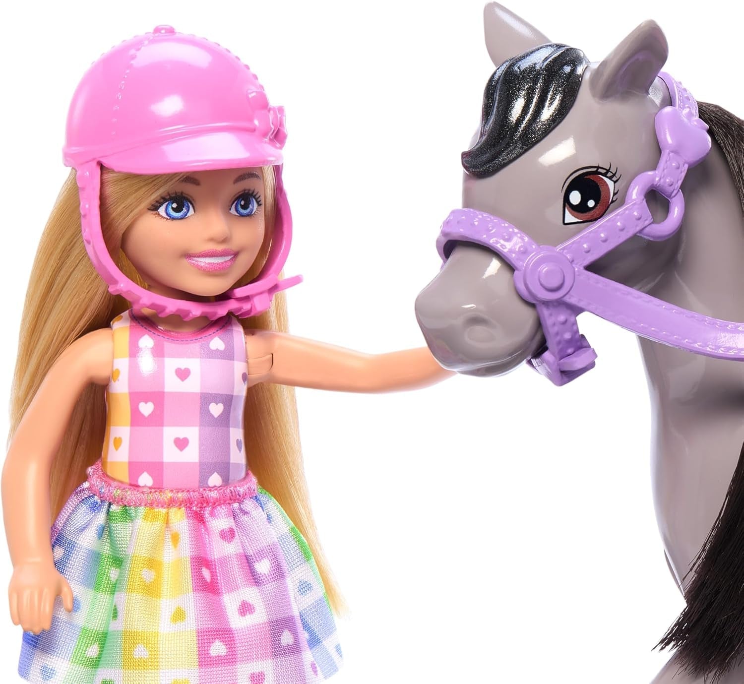 Barbie Chelsea And Pony Păpușă și ponei - încalecă în timpul jocului pentru a sta în siguranță pe cal, șa roz și tije, include cască și rochie drăguță în carouri, pentru copii de la 3 ani, HTK29 Papusi Naty Shop