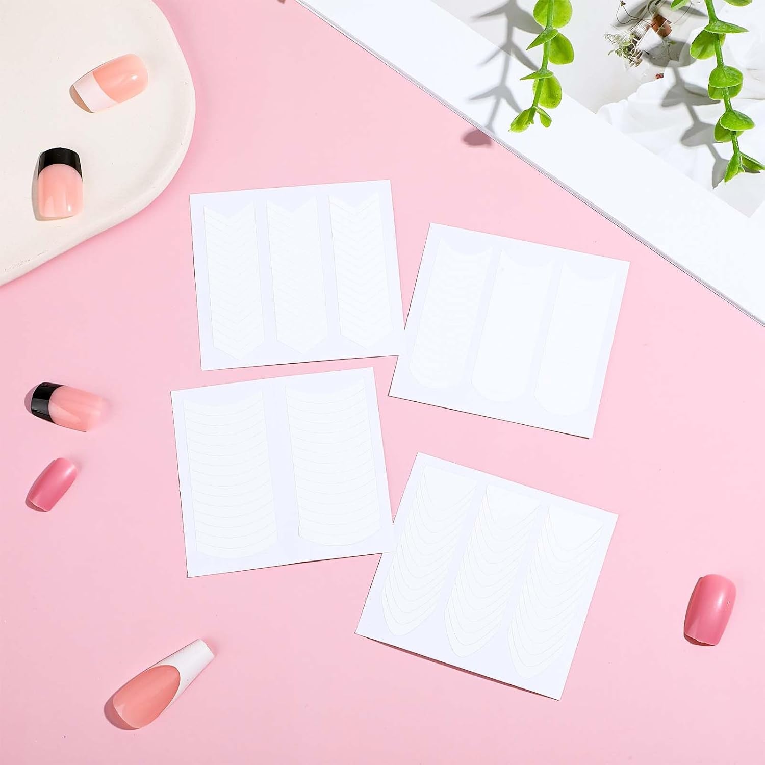 1620 pièces French Schablonen Nails,French Nail Schablone,Maniküre Schablonen,Selbstklebende Nail Art Sticker Frenchs For DIY Nageldesign Maniküre Dekoration Nageldesign Zubehör