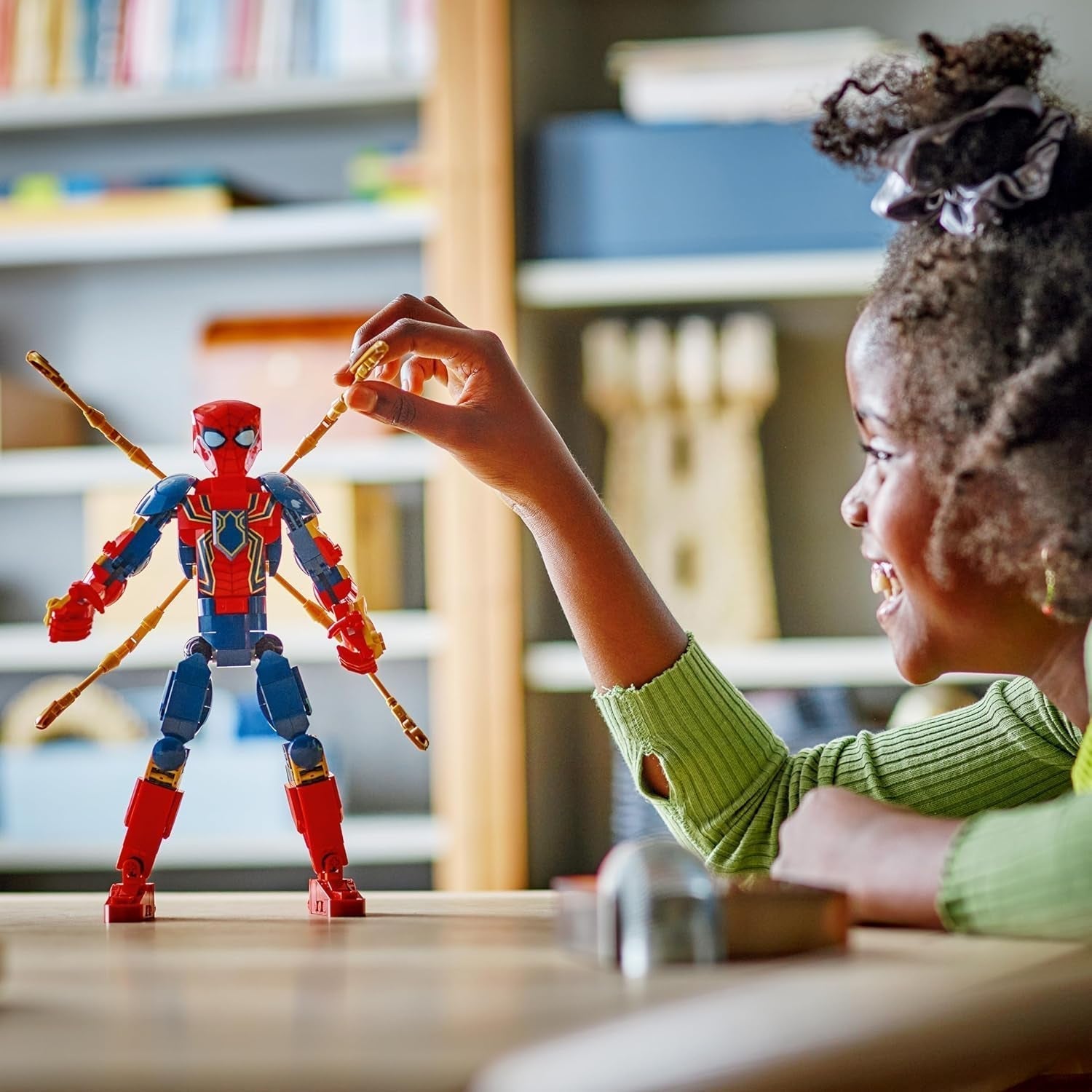 LEGO Marvel Iron Spider-Man Blocs de construction Super-héros Jouet d'action pour enfants à partir de 8 ans Ensemble d'armures pour garçons et filles Modèle à construire Avengers Idée cadeau pour les fans du film Marvel 76298 Jeux de construction Beuche den LEGO-Store
