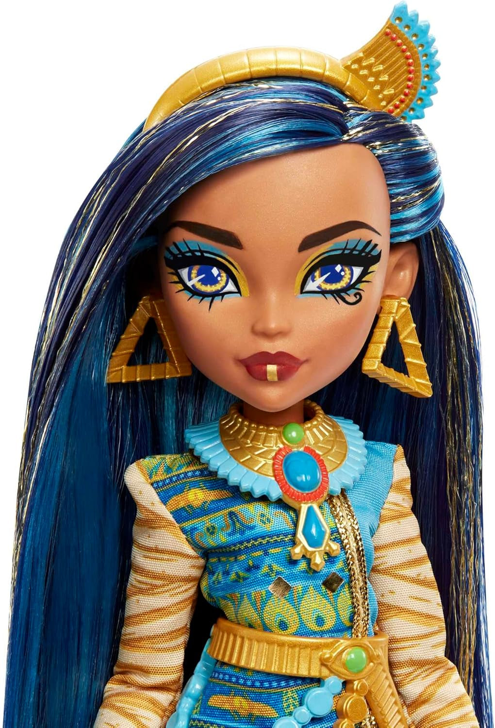 Monster High Cleo de Nile Puppe, Mummie Modepuppe, Königliches Outfit, Killerstiefel, Pyramidenrucksack, Accessoires, pour enfants à partir de 4 ans, HHK54
