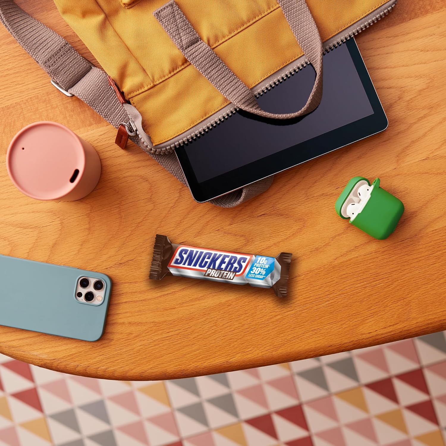 Barres protéinées au chocolat Snickers - Saveur riche avec caramel, noisettes et nougat, emballage en vrac 18x47g