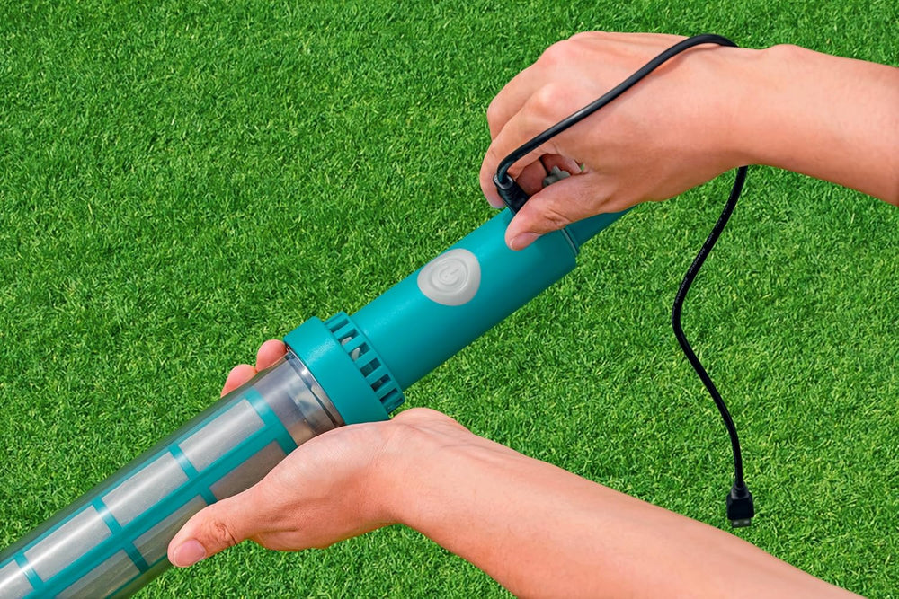 Aspirateur de piscine à batterie Bestway AquaSurge 251 cm