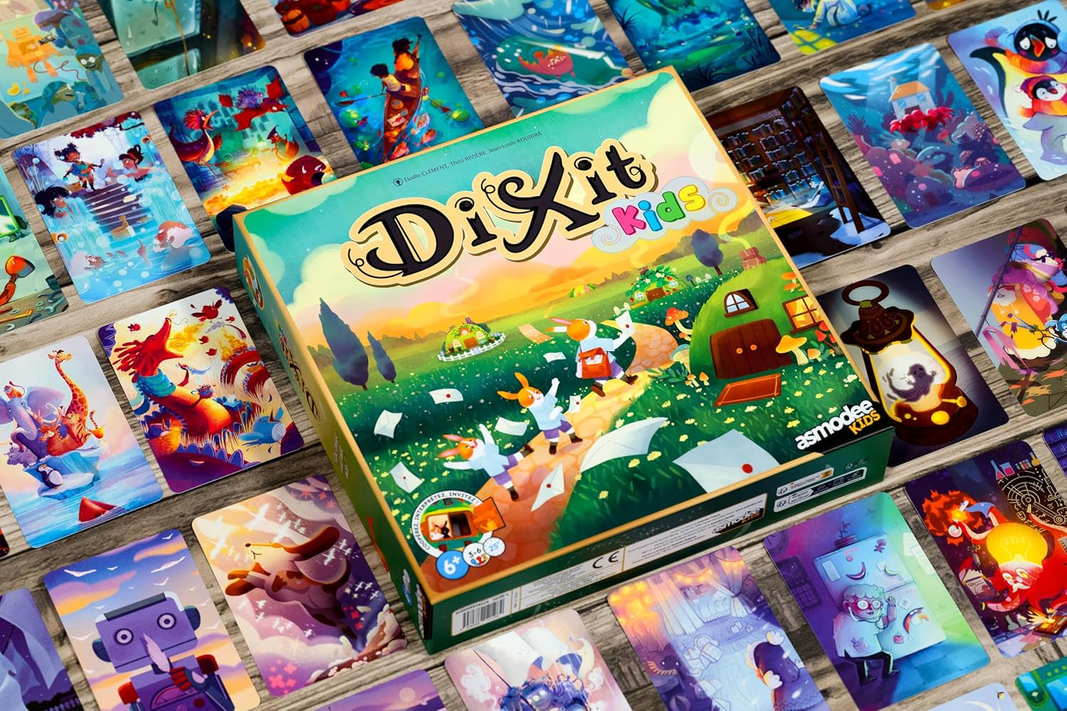 Asmodee Kids - Dixit Kids, jeu de société d'imagination et de fantaisie pour les enfants et toute la famille, cartes à jouer illustrées, 3 à 6 joueurs, à partir de 6 ans, 25 min, édition italienne