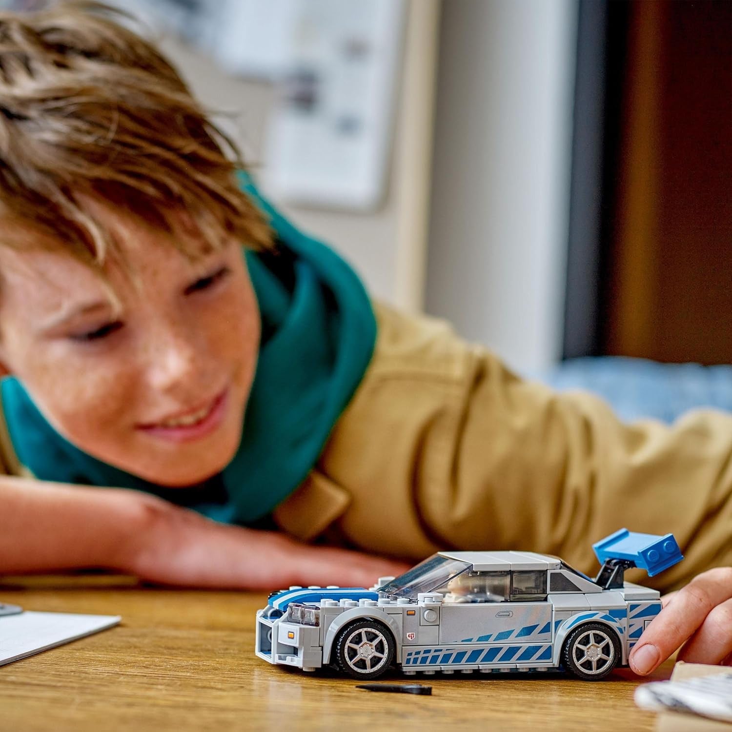 LEGO Speed Champions 2 Fast 2 Furious Nissan Skyline GT-R (R34) Rennwagen Spielzeug zum Bauen, 2023 Modell Auto-Bausatz mit Brian O'Conner Figur 76917