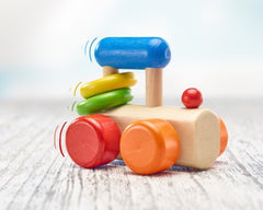 Jouet attrape locomotive Selecta, 8,5 cm, bois, 6 mois - 3 ans, locomotive avec anneaux hochet Jucarii Bebe Naty Shop