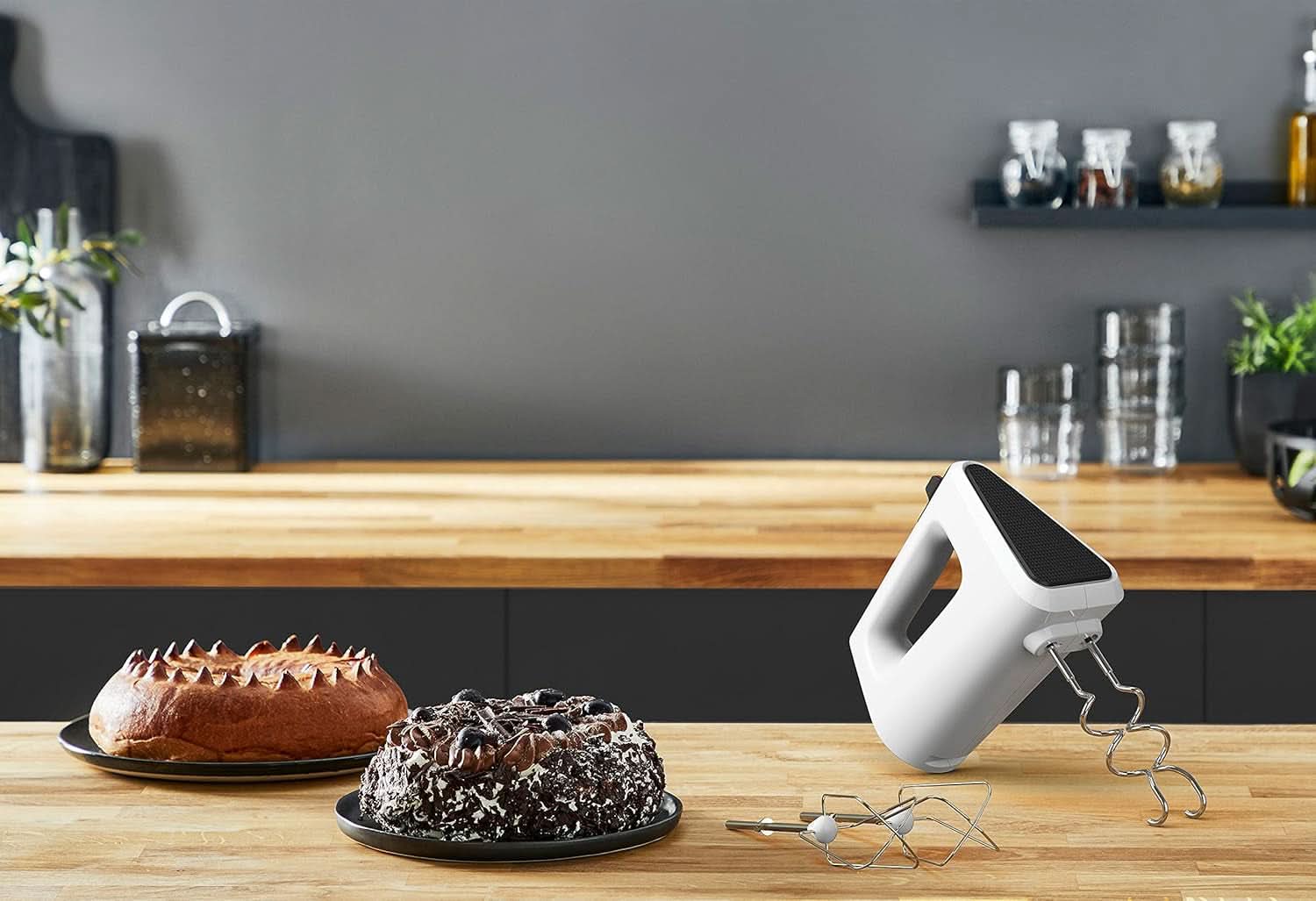 Krups GN4001 3 Mix 4000 Batteur à main | 450 watts | Conception robuste | Contrôleur de vitesse variable | Fonction Turbo et Auswurf | Incl. 2 Rührbesen et 2 Knethaken | Weiß/Grau Cuisine Naty Shop