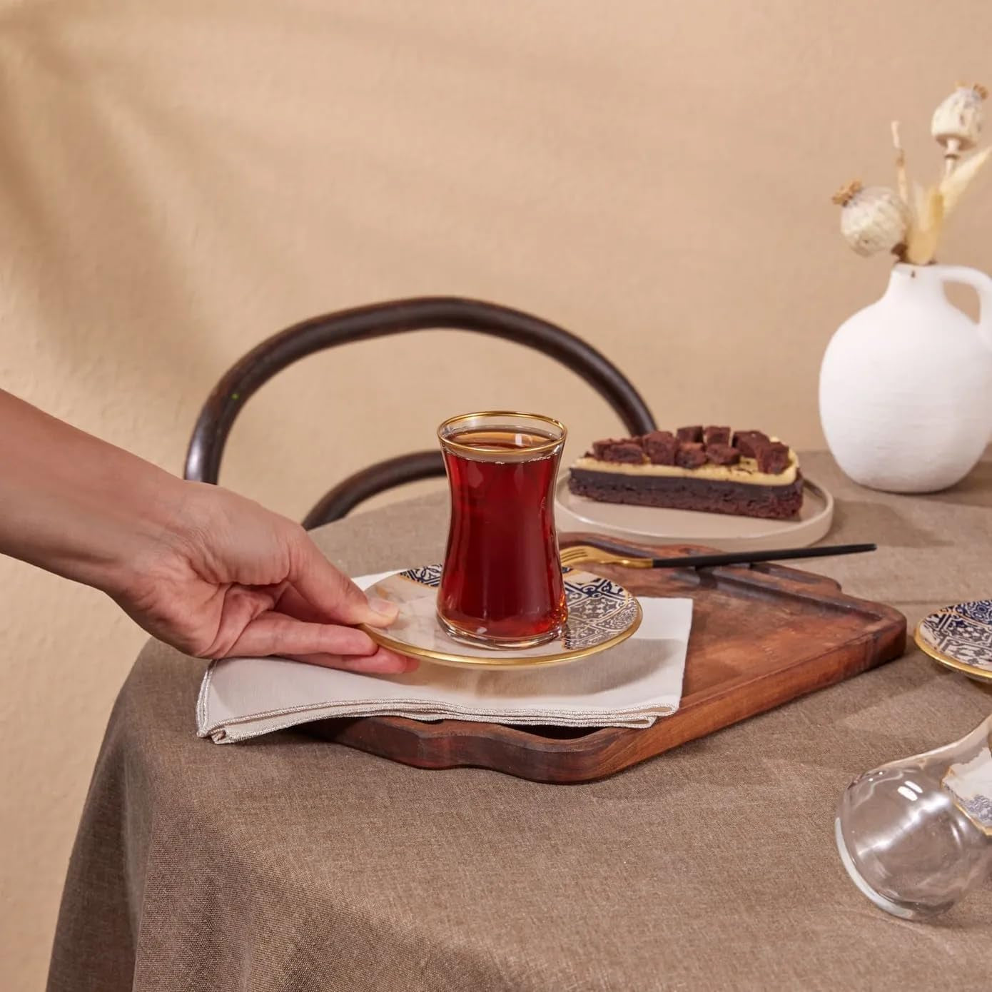 Service à thé 12 pièces Karaca Aris pour 6 personnes - Service en porcelaine exquis pour un plaisir de thé élégant