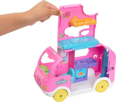 Barbie Chelsea Caravane 2 en 1 – Véhicule jouet avec piscine, hamac et coin repas pour un jeu imaginatif et l'heure du conte, à partir de 3 ans, HNH90