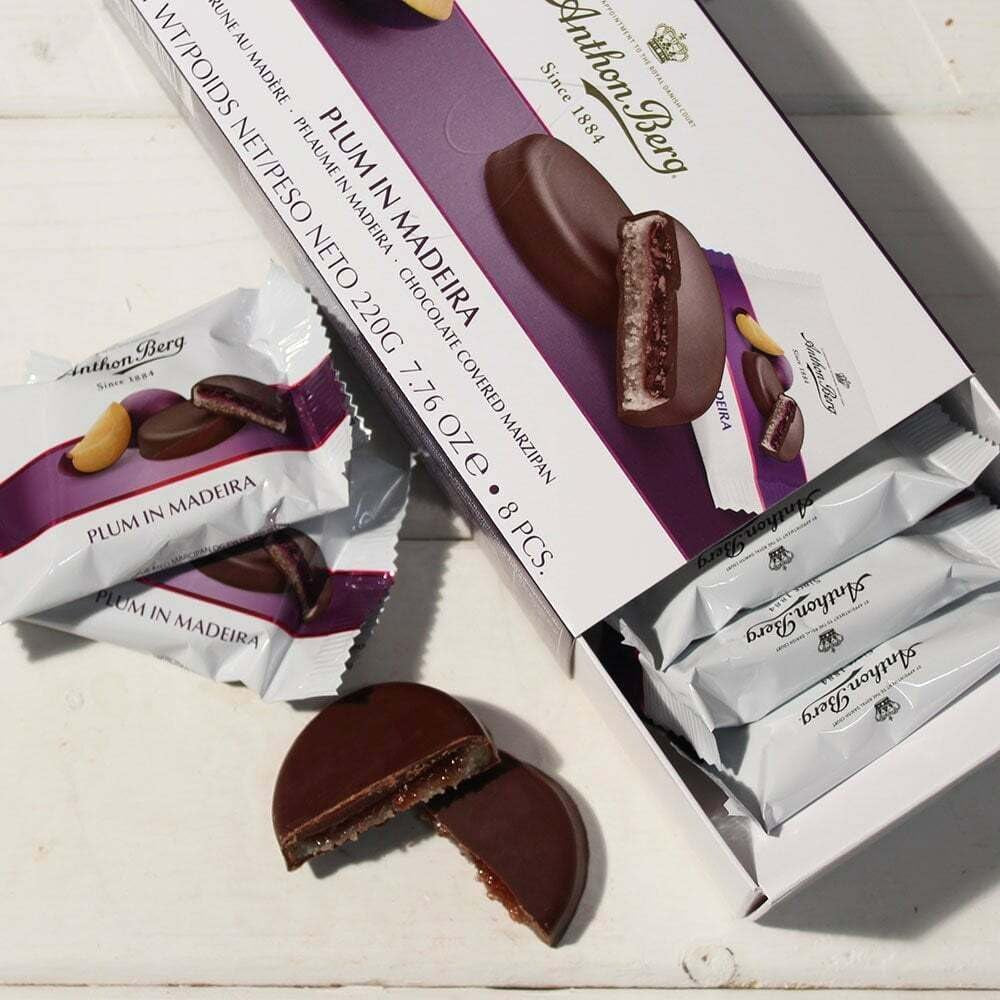 Prune à Madère – 220g – Spécialité de pâte d'amande aux fruits et alcool – 8 pièces de chocolat noir avec gelée de prune et vin de Madère – Idée cadeau