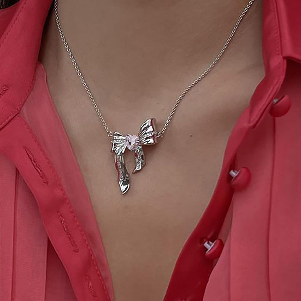 Luxus Rosa Diamant Nagel Charms 3D Butterfly Nail Art Charms Bow Nail Charms Y2K Heart Charms Nägel Zubehör Schmetterling Herz Schleife Nageldesign Edelsteine ​​Strasssteine ​​Glitzersteine ​​Nagelschmuck