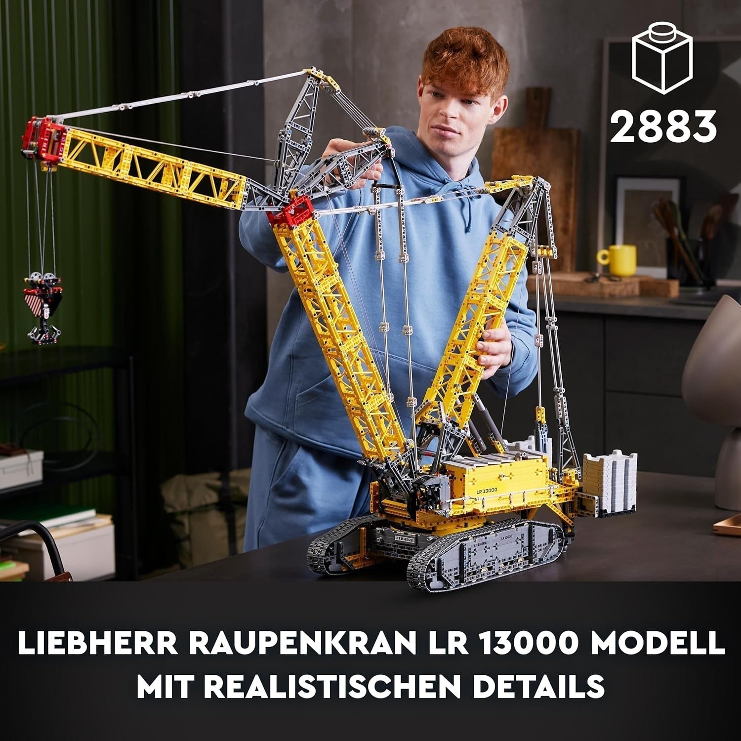 LEGO Technic Liebherr LR 13000 Ensemble de grue sur chenilles, construisez le meilleur modèle de véhicule de construction télécommandé avec application Control+, grue avec système de treuil et bras de levage, grand modèle pour adultes 42146 Besuche Den LEGO-Store Ensembles de construction