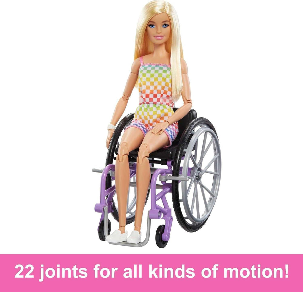 Barbie Fashionista-Puppe, im Rollstuhl mit blonden Haaren und Regenbogen-Jumpsuit, Rollstuhl und Rampe, Puppe inklusive, Geschenk für Kinder, Spielzeug ab 3 Jahre,HJT13