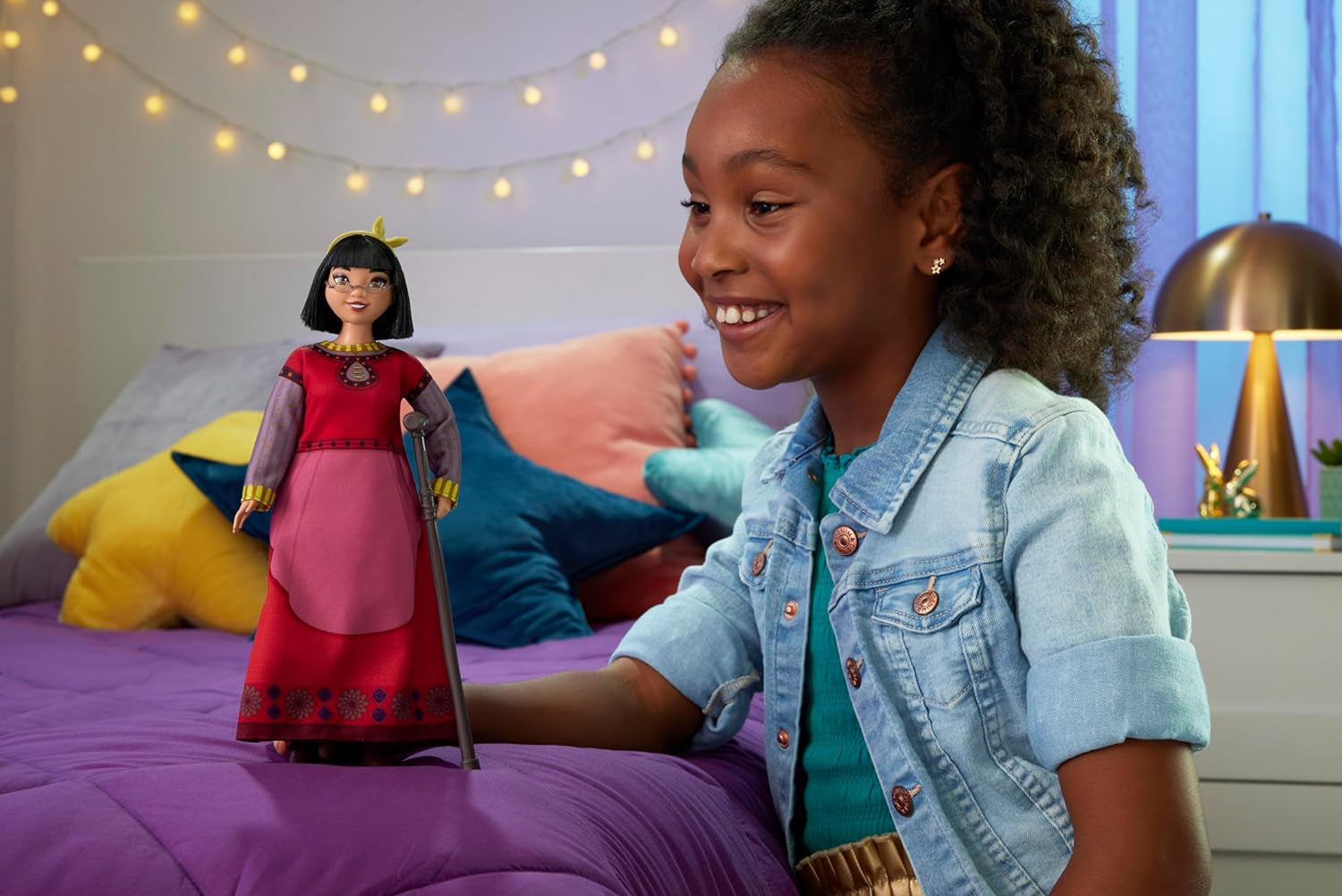 Păpușă Mattel Disney Wish Dahlia of Rosas și accesorii, păpușă de modă articulată, HPX24