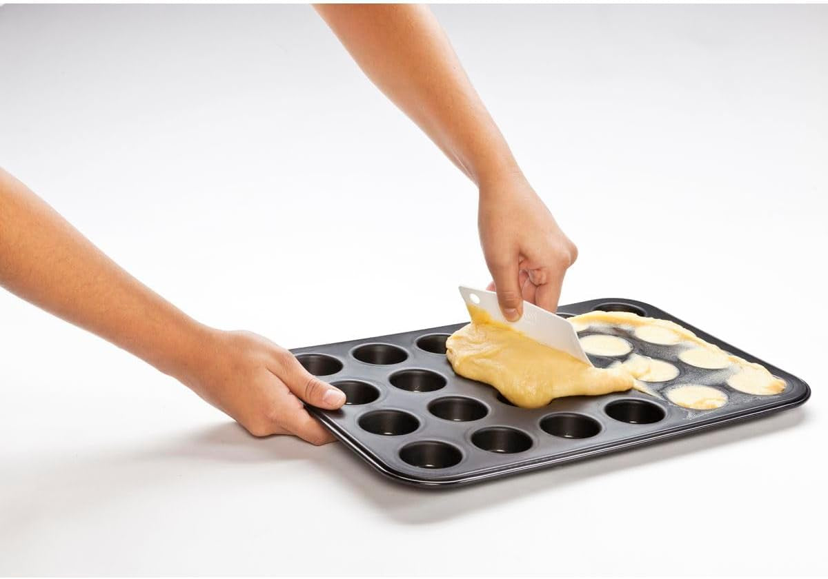 Zenker 6541 Black Metallic 24Er Mini-Muffinform – Antihaftbeschichte Für Perfekte Mini-Muffins, Ø 4,5 cm, ​​​​Made in Germany Moules et plaques à pâtisserie Naty Shop