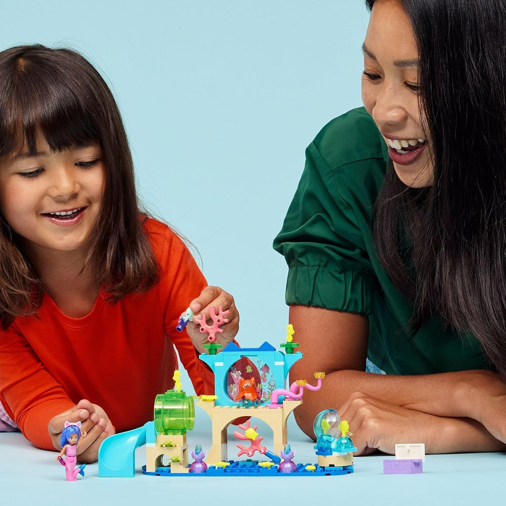 LEGO Gabby's Dollhouse Mermaid Gabby's Aquarium Adventure Toy - incl. a Gabby Mini Doll & Mercat Figure, Plus Fun Accessories - Gift for 4+ Year Old Girls & Movie Fans - 11204