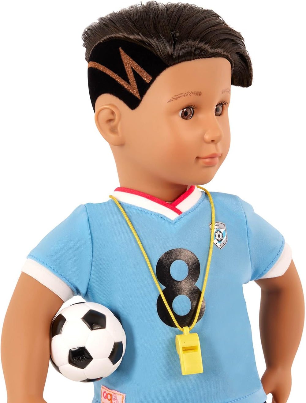 Our Generation - Mateo - Bewegliche 46 cm Junge Puppe - Lebensechte braune Augen & Zickzack-Haarschnitt-Liniendesign - Fußballtrikots & Zubehör - Spielzeug für Kinder ab 3 Jahren