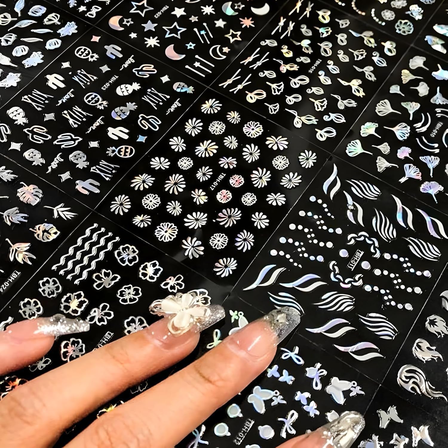 30 Blatt Aurora-Nagelkunst-Aufkleber, Selbstklebende 3D-Blumen-Nagelaufkleber, Aurora-Mond-Stern-Nagelaufkleber pour l'art de l'artisanat, Blatt-Herz-Nageldesign pour DIY-Acrylnägel-Dekoration