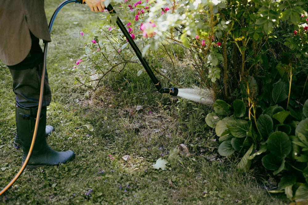 Fiskars Tuyau d'arrosage S, Série X, Tuyau d'arrosage pour arrosage manuel, 13 mm (1/2"), Longueur : 15 m, Raccord universel, Protection UV, Protection contre le gel, Résistant à la torsion, Bleu, 1076044