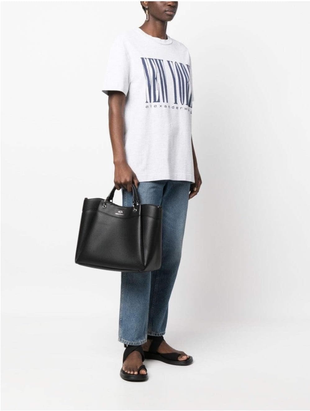 Armani Exchange Essential for Women, Wave, Silver Imprimé Logo Shopping L Femme Sacs Naty Shop