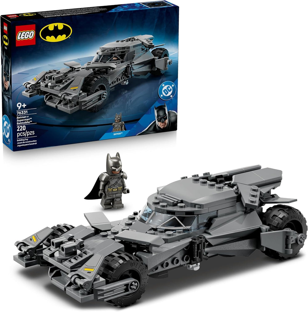 LEGO DC Batman Batman vs. Superman: Batmobil - Superhelden Spielzeugauto - Kreatives Spielzeug mit Minifigur für Kinder ab 9 Jahren - DIY Bauset zum Spielen - Geschenk für Jungen und Mädchen - 76331