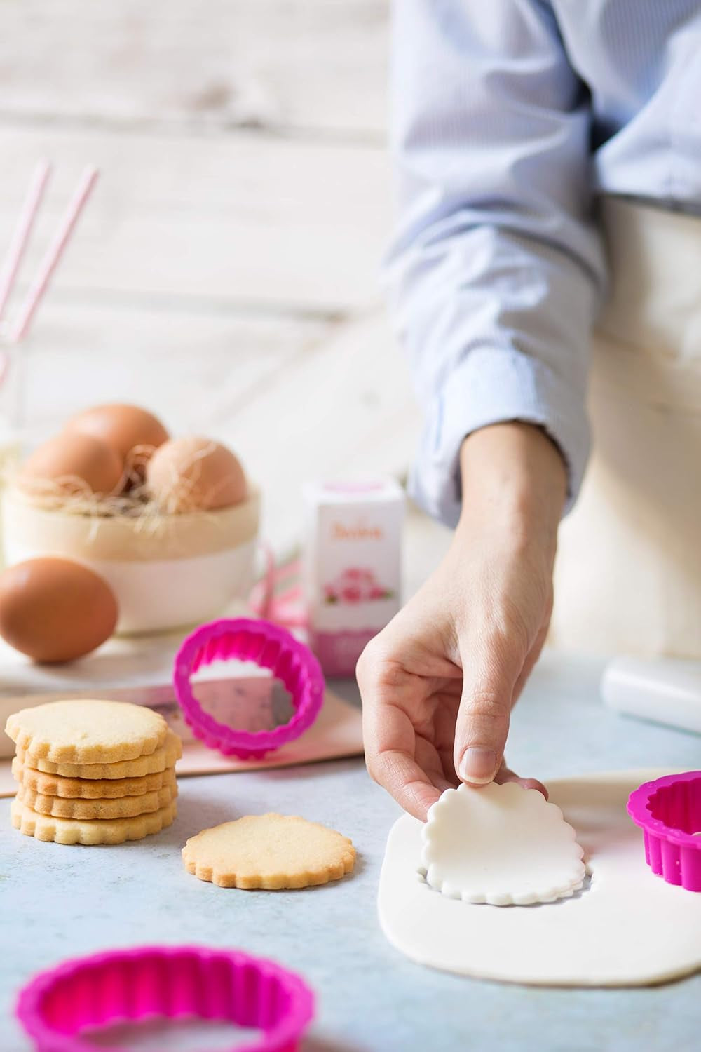 0255301 Jeu de moules à biscuits, ronds ondulés, 6 pièces, 1,5/2,5/3,5/5/6,5/8 cm