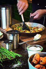 Boîte à café RÖSLE avec couvercle, acier inoxydable 18/10, 10 cm & doseur à café, cuillère à café de haute qualité pour un dosage facile du café moulu, acier inoxydable 18/10, 17 x 3,7 x 2,7 cm, argent Boîtes de conservation Naty Shop