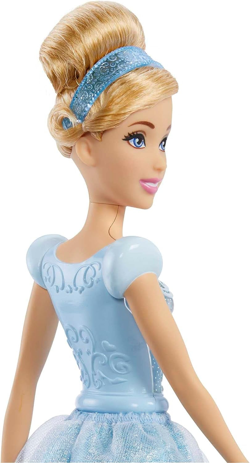 Mattel DISNEY Poupée mobile Princesse Cendrillon avec robe scintillante, chaussures amovibles et diadème, cheveux coiffables pour s'amuser en coiffure, 3 ans et plus, HLW06 Naty Shop Dolls