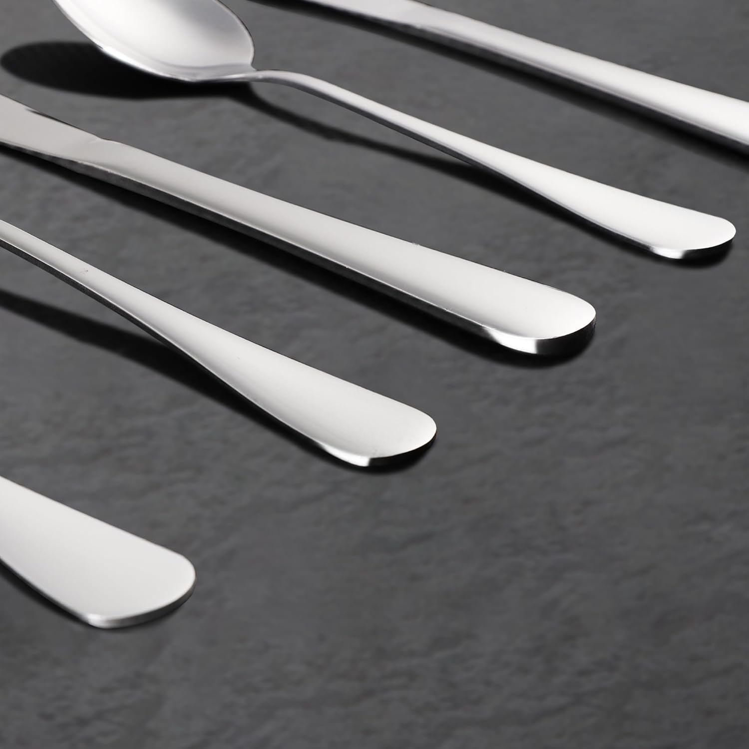 Ménagère Kitchenboss pour 6 personnes : Ménagère 20 ou 30 pièces Kitchen Naty Shop