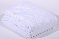 Couette BONEX Micro 95 Couette matelassée Anti-allergique Pour personnes allergiques 100% microfibre 155X200 Cm 1400 G Couettes et couettes Naty Shop