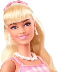Poupée Barbie la poupée du film en robe rose et blanche et collier marguerite Margot Robbie jouet de collection pour 3 ans HPJ96