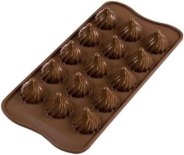 Moule à chocolat flamme 3D Silikomart - Formes 3D uniques avec bord intérieur pour bases rondes