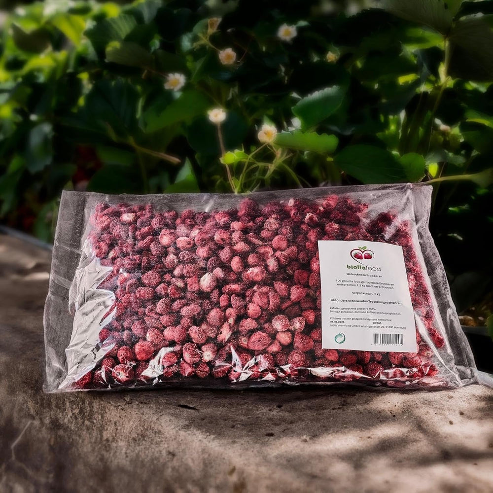 Biolla food fraises entières séchées, 0,5 kg, 100% naturelles. Des collations saines pour les enfants. Idéal pour les smoothies, le muesli d'avoine, le thé et le porridge. Longue durée de conservation. VÉGAN, SANS GLUTEN, ALIMENTATION CRU Naty Shop Produits Déshydratés